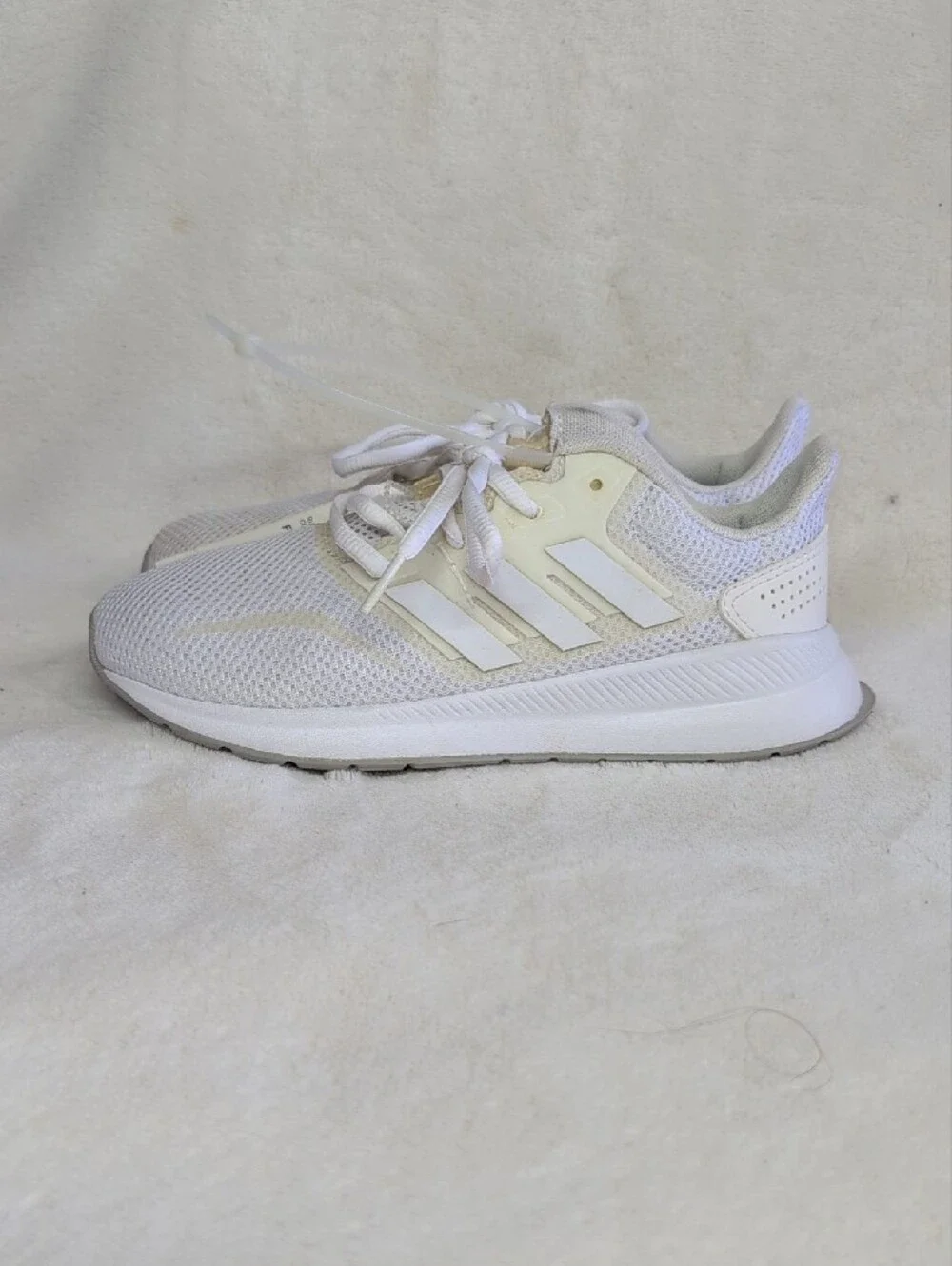 👟 Kids Adidas White Runfalcon Sneakers Size 1.5